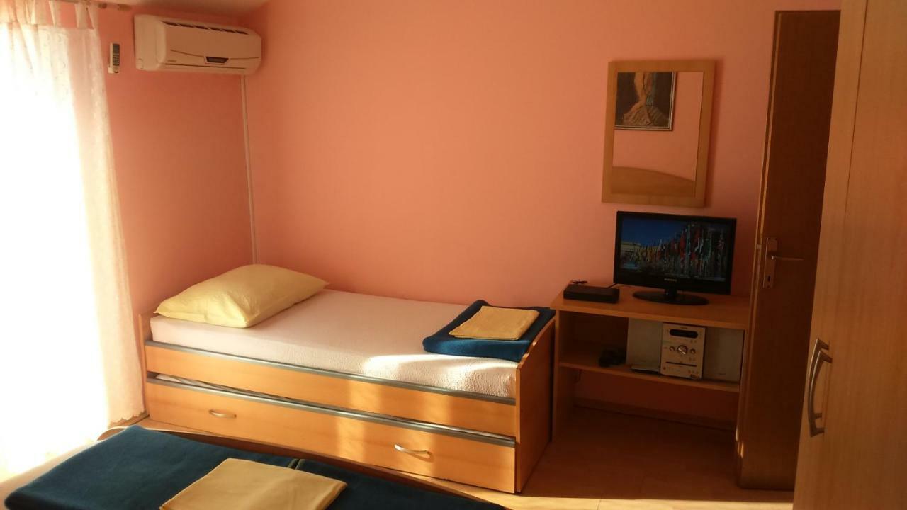 Apartman Lea Tucepi Ngoại thất bức ảnh