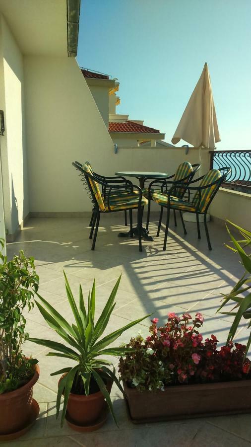 Apartman Lea Tucepi Ngoại thất bức ảnh