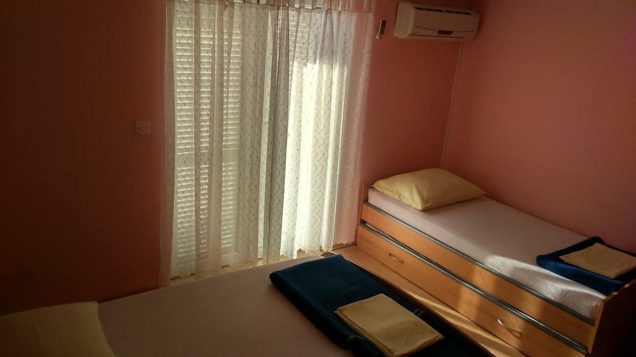 Apartman Lea Tucepi Ngoại thất bức ảnh